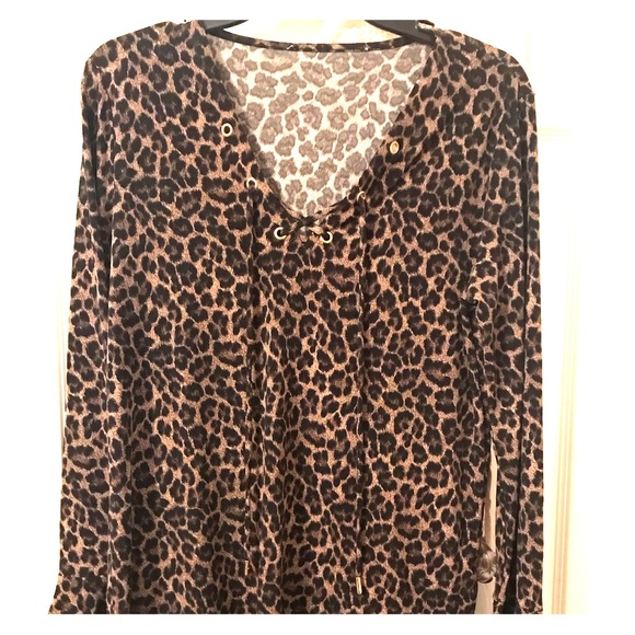 Michael Kors cheetah print top - Picture 1 of 3